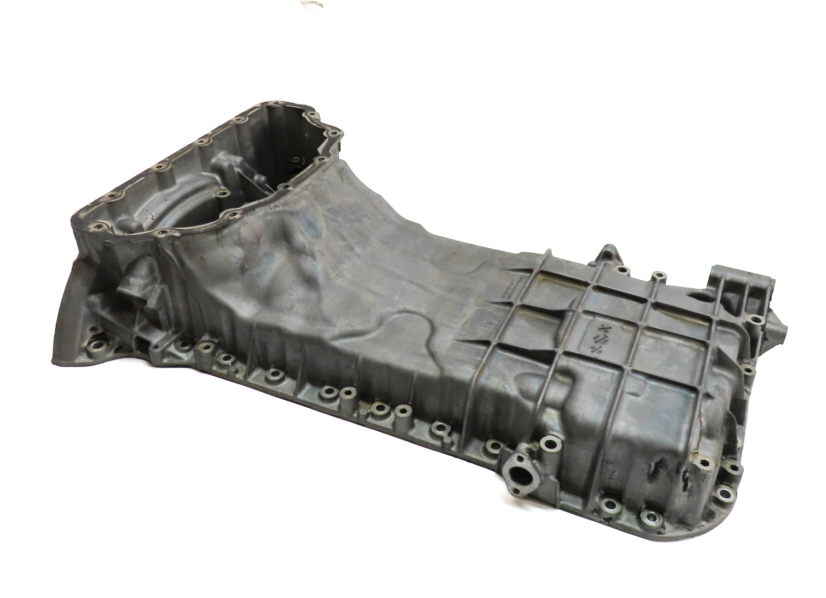 2012-2020 MERCEDES E550 GL450 GL550 ML550 SL550 CLS550 4.6L V8 UPPER OIL PAN — exact item pictured